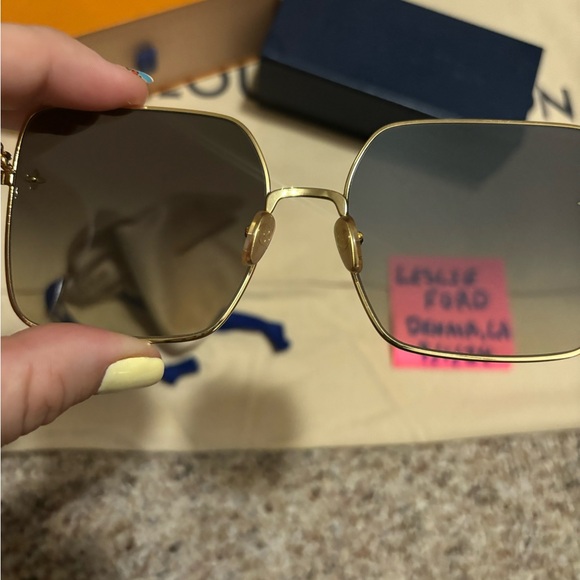 Louis Vuitton Charm Square Sunglasses - Picture 5 of 11